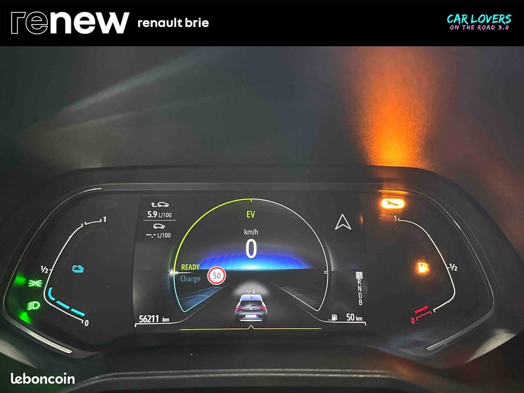 RENAULT Clio E-Tech 140 - 21 Business (image 20)