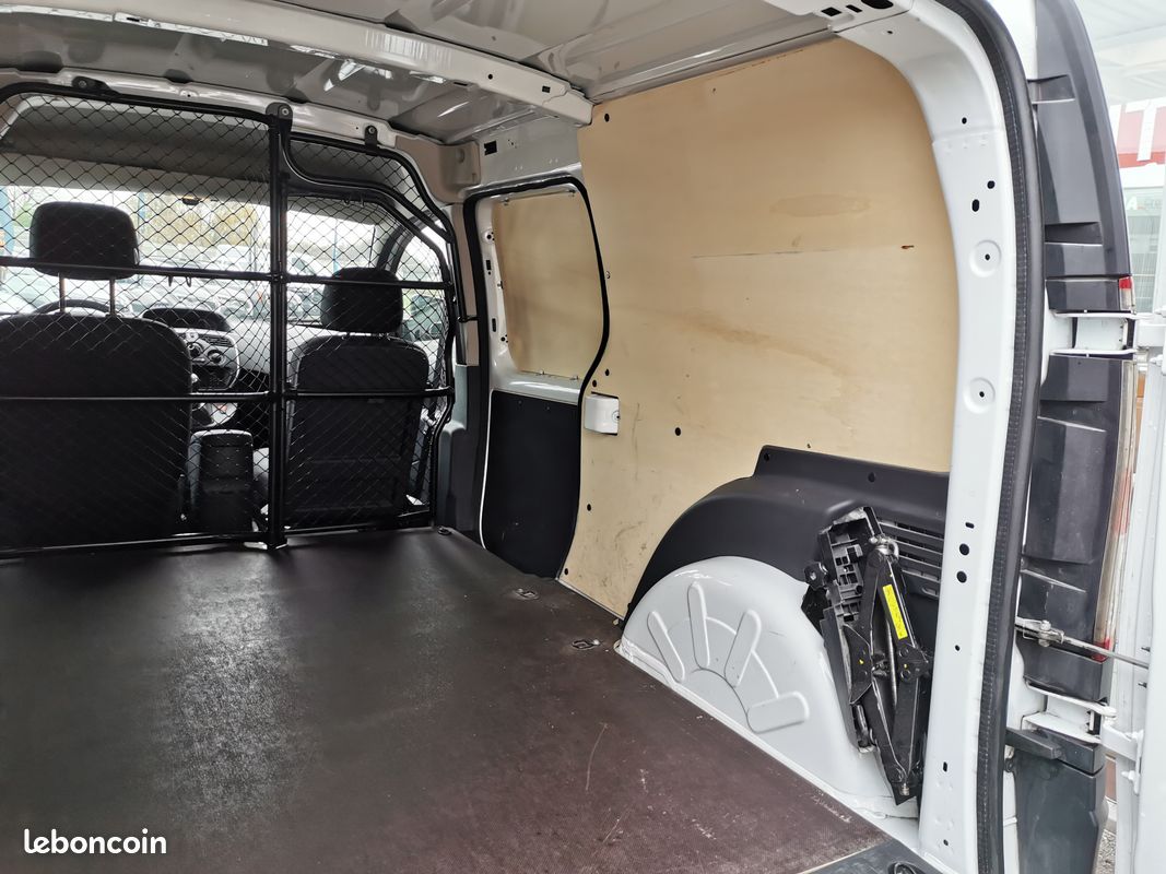 Renault Kangoo Express 1.5 Blue dCi 95ch Grand Volume Grand Confort (image 7)