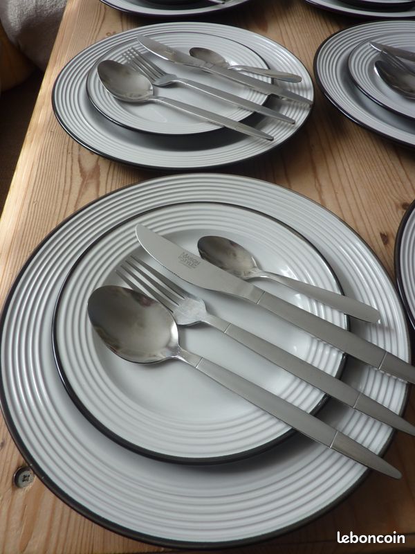 Assiettes blanches + Couverts - Le Mans nord - (image 2)