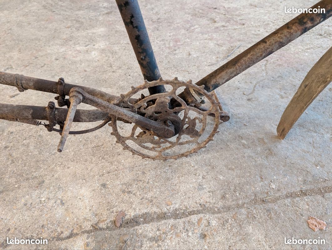 Ancien vélo pedalier 1900 dents sauté rare altes fahrrad old bike bici
