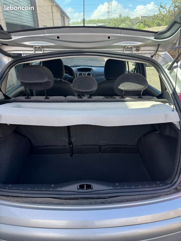 Citroën C3 1.4I 73CH Collection (image 17)