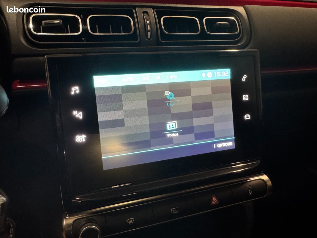 CITROEN C3 Graphic 1.2 PureTech 82 ch - courroie OK entretien en concession (image 29)