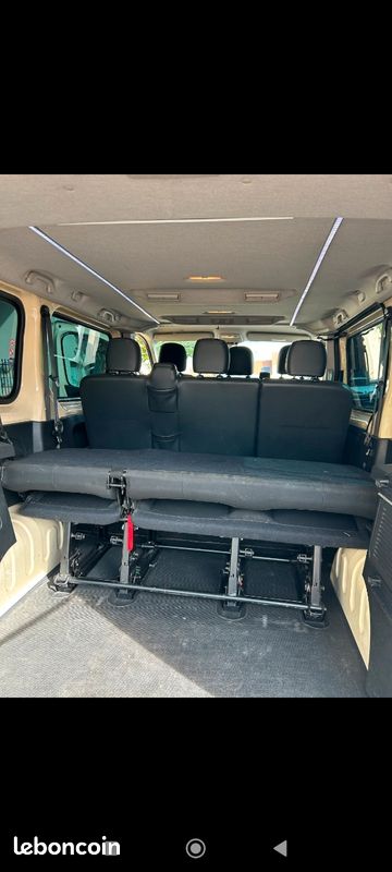 Opel vivaro 9 place (image 3)