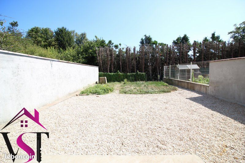 Appartement 5 pièces 99 m² · à Auxonne · 99 m² · 760 €/mois