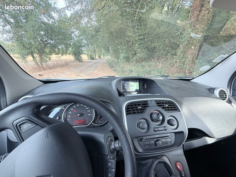 Renault kangoo R-Link (image 3)