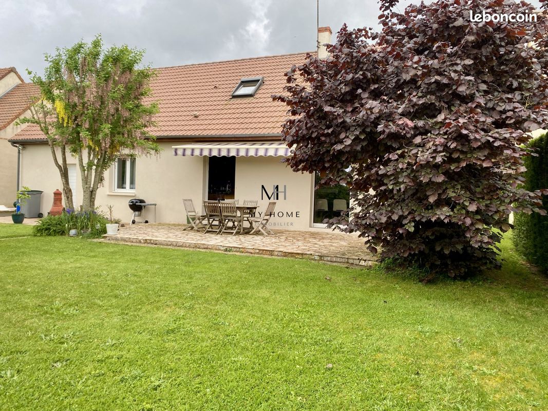 Maison 6 pièces 122 m² · à Champfleur · 122 m² · 239 000 €