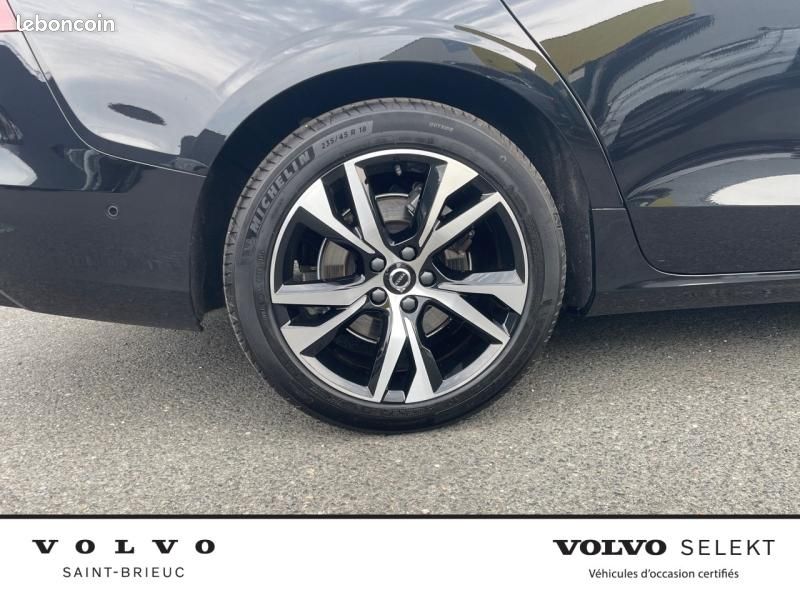 Volvo V60 B4 197ch Ultra Style Dark DCT 7 (image 13)