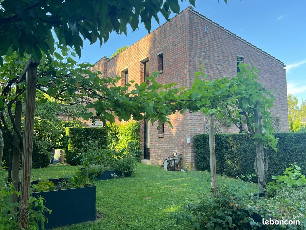 Maison 8 pièces 250 m² · à Villeneuve-d'Ascq · 250 m² · 1 295 000 €