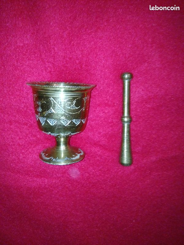 Mortier en cuivre ou bronze (image 1)