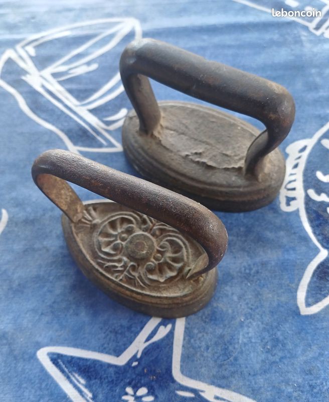 ANCIEN PETIT FER à repasser jouet JOLUX - Baby n°51 - Etat de fonctionnement EUR 10,00 - FR