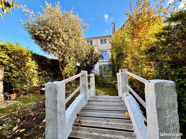 Maison 6 pièces 106 m²