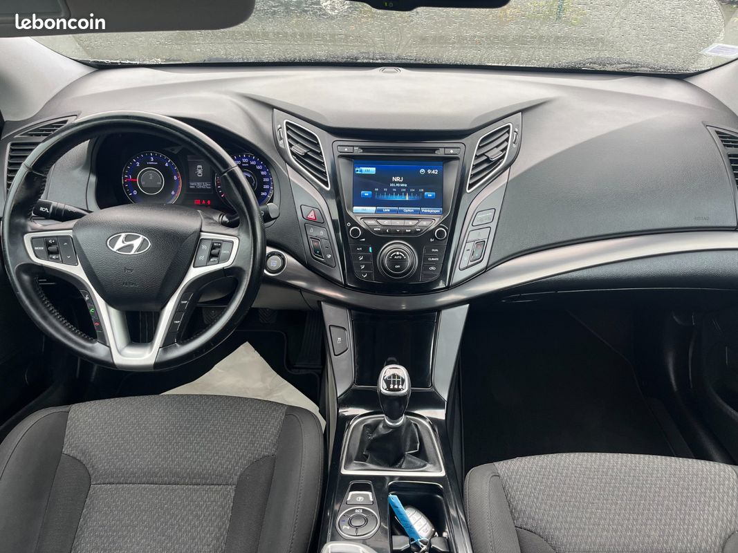 Hyundai i40 (image 4)