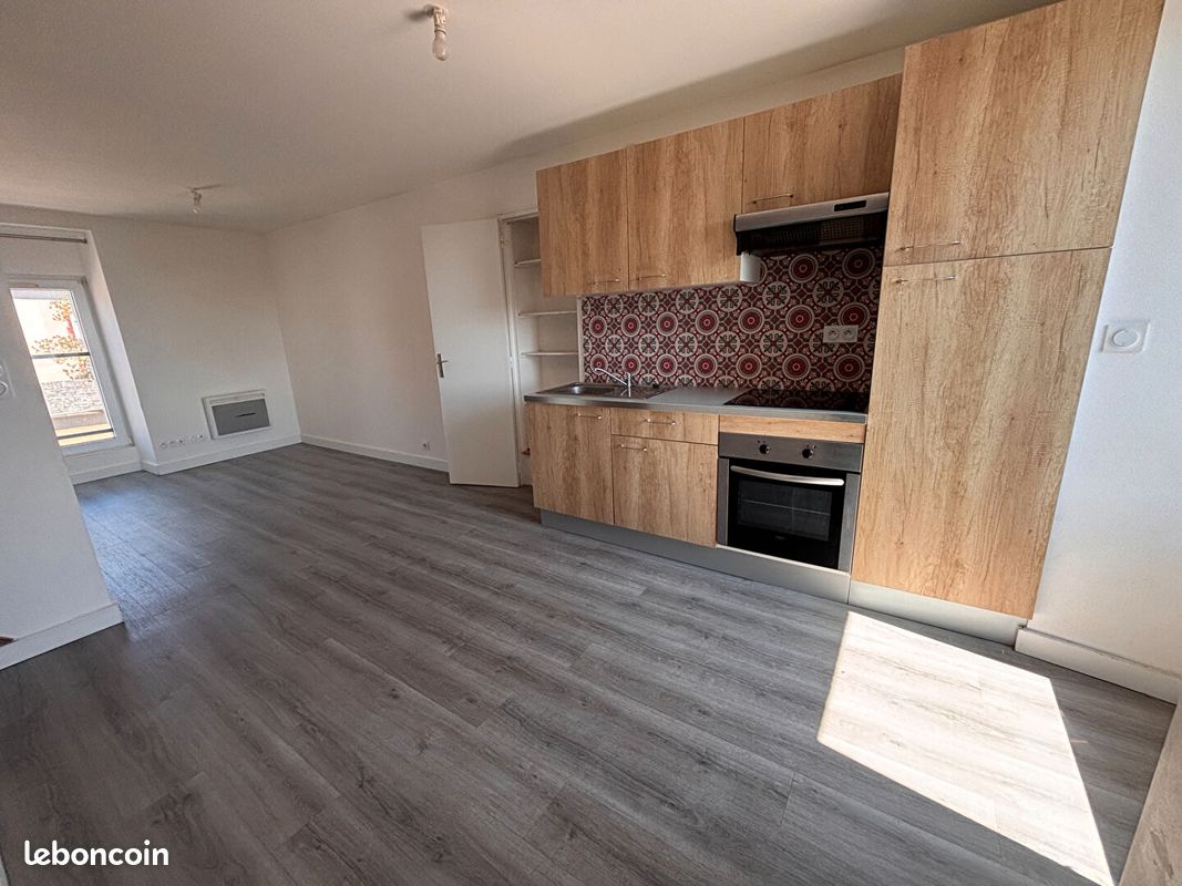 Appartement 2 pièces 33 m² · à Saint-Méen-le-Grand · 33 m² · 520 €/mois