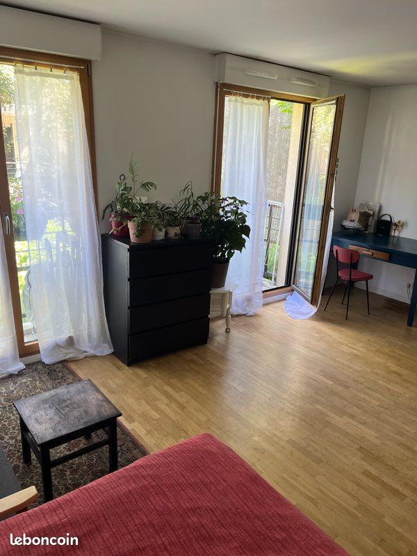 Appartement 1 pièce 30 m² · à Les Lilas · 30 m² · 750 €