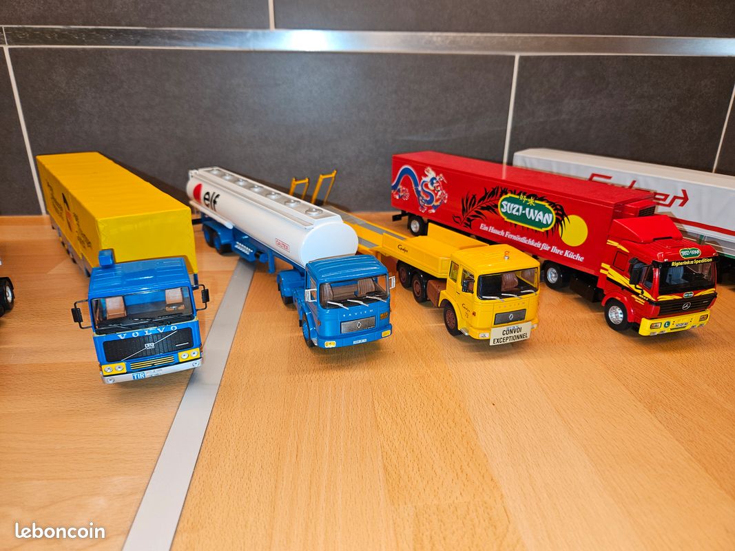 CAMION SEMI REMORQUE D'EXCEPTION SCANIA LBT141 porte container CMA CGM