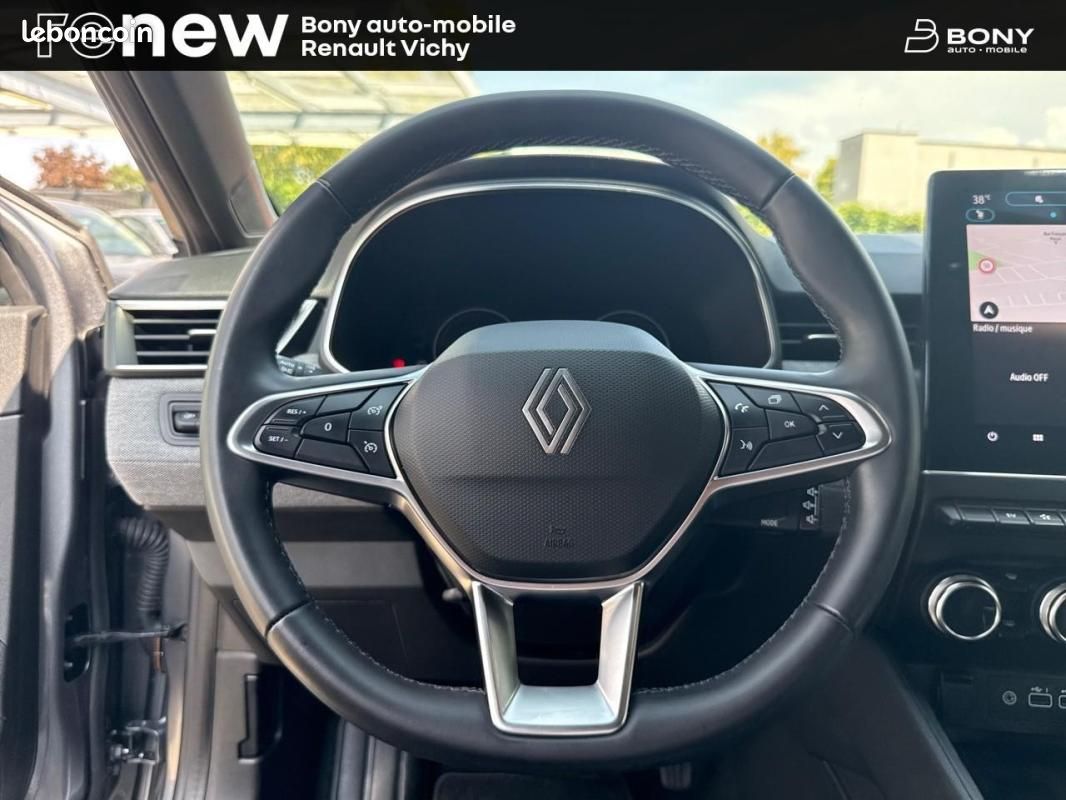 Renault Clio V E-Tech full hybrid 145 ch GSR2 Techno (image 15)