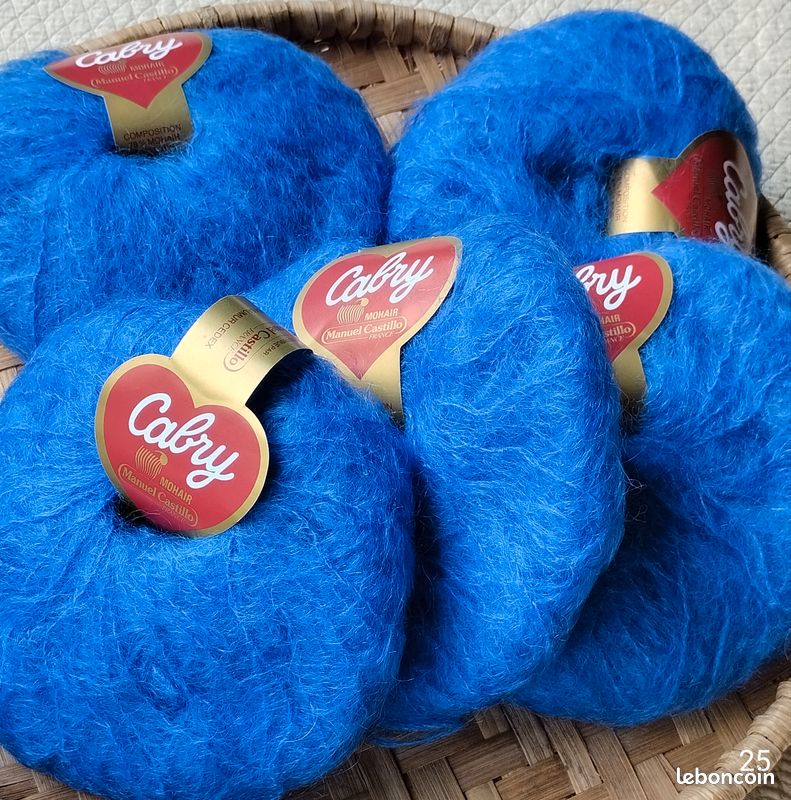 Col Poitrine Western Showman – Mohair Bleu, Rouge, Orange, Laine Et Cuir Réglable (neuf)