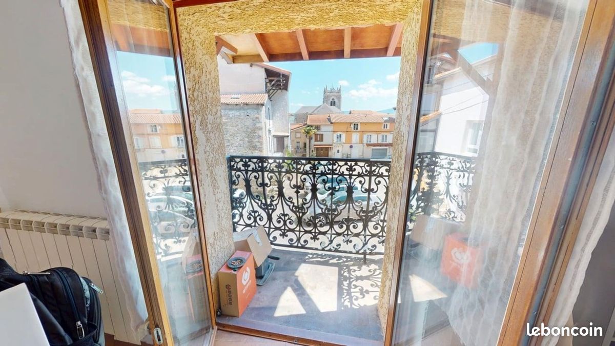 Maison 6 pièces 112 m² · à Saint-Martin-la-Plaine · 112 m² · 188 550 €