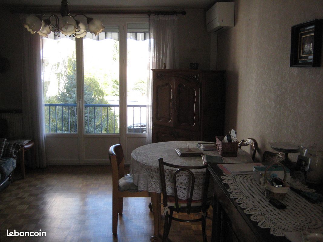 Appartement 3 pièces 60 m² · à Grenoble · 60 m² · 100 000 €