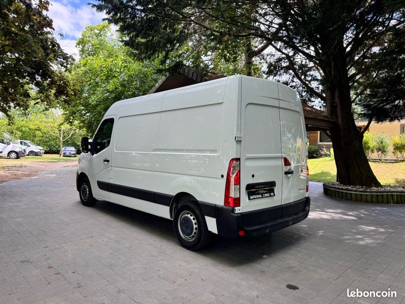 RENAULT MASTER FGN TRAC L2H2 BLUE 2,3 DCI 135 GRAND CONFORT - 14 991 HT - TVA RÉCUPÉRABLE - Sort de révision (image 3)