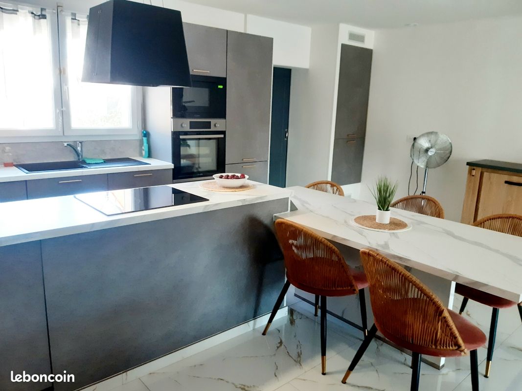 Maison 7 pièces 122 m² · à Miramas · 122 m² · 370 000 €