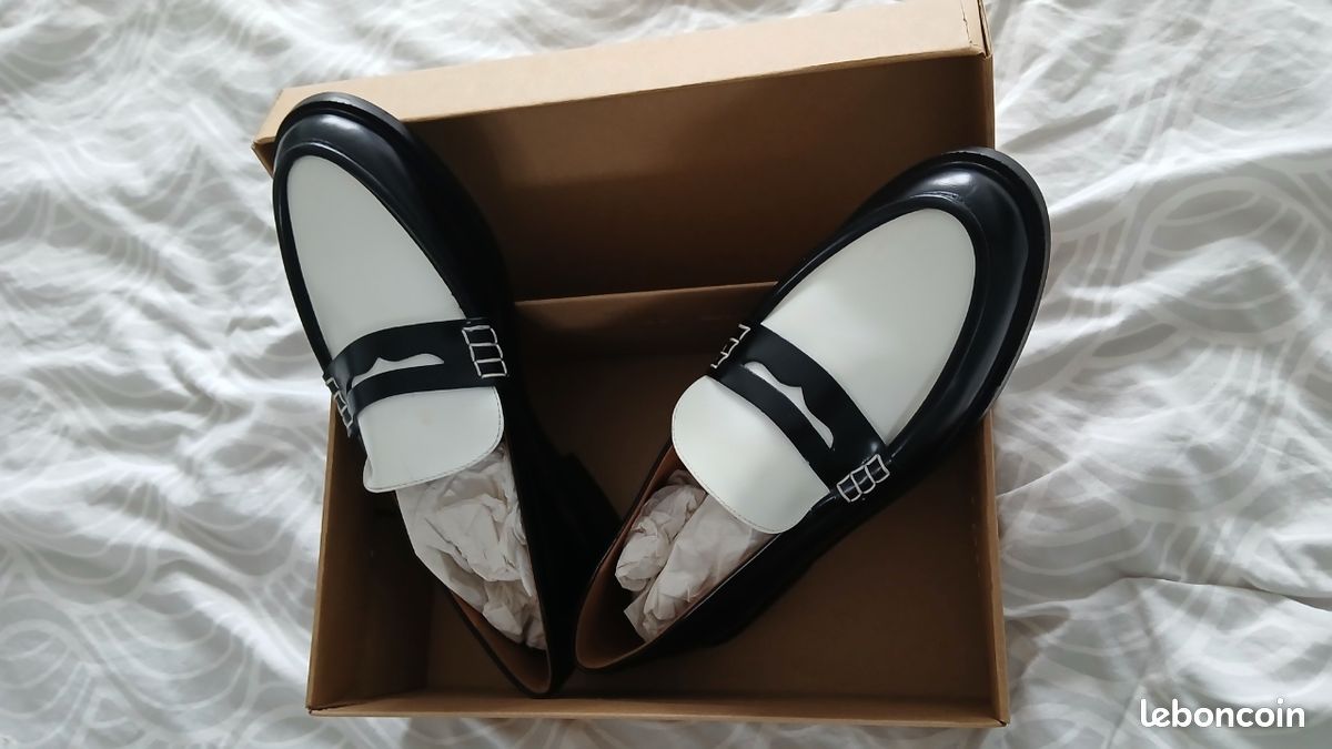 Mocassin noir et blanc Claudie Pierlot (image 1)