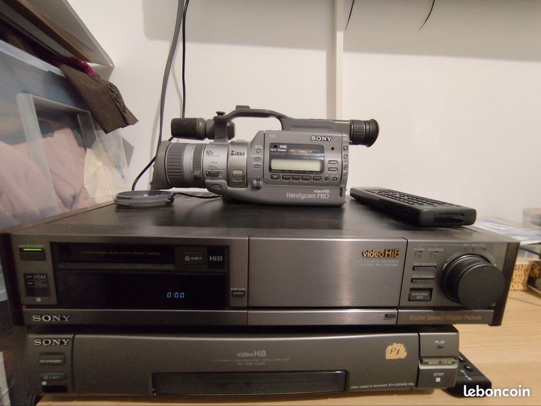Magnétoscope Sony EV-S880E Pour Cassettes Video8 / Hi8 – Révisé, Garanti 1 An, Fonctionne Parfaitement