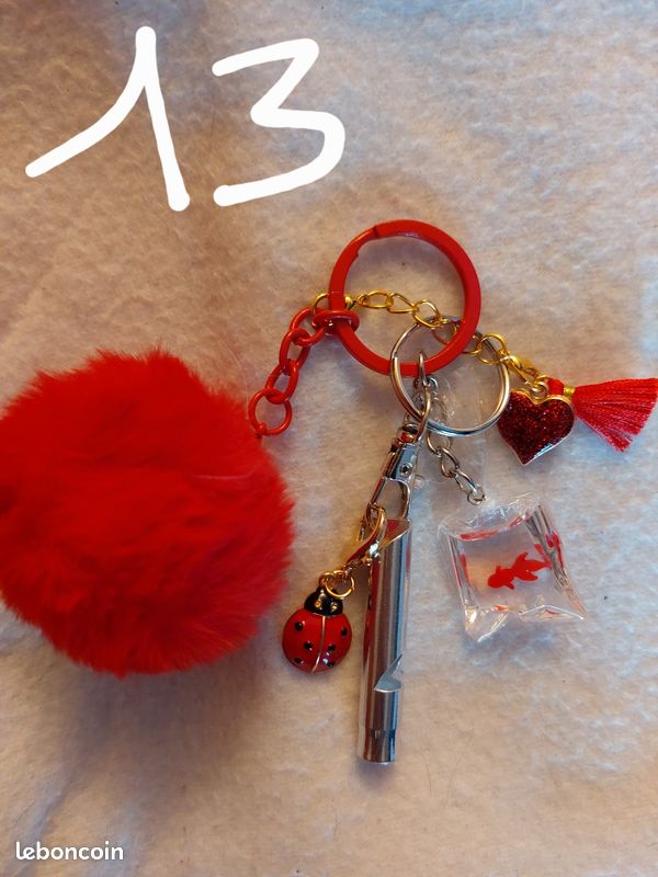 Porte-clé fait main vendu à l'unité (image 13)