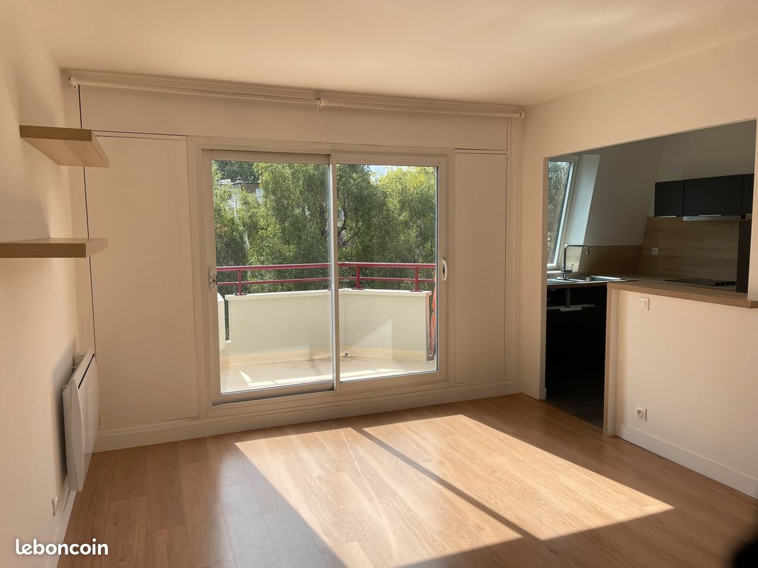 Location T3 (image 1)