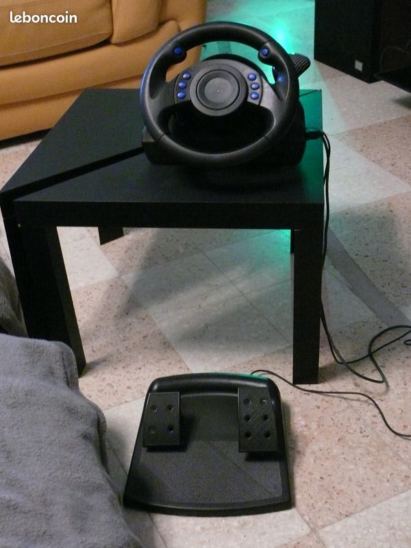 Volant Playstation (image 1)