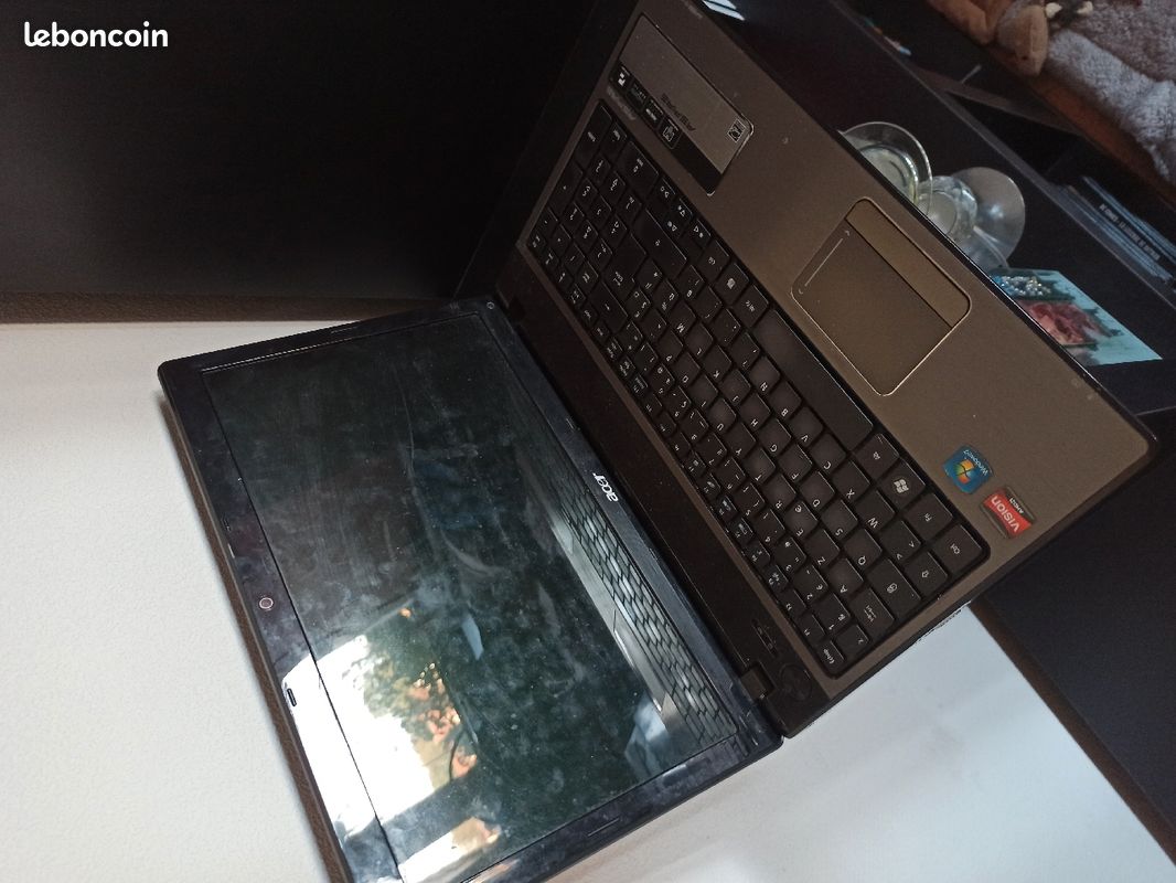 Pc portable pour pièces (image 2)