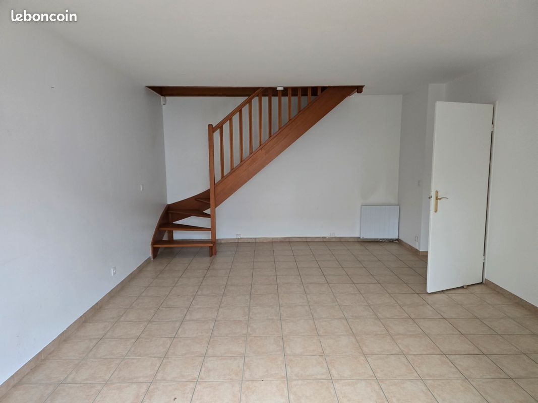 Appartement 3 pièces 65 m² · à Ris-Orangis · 65 m² · 1 000 €/mois