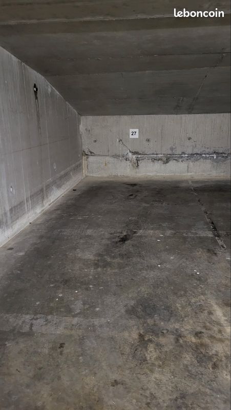 Vends parking n° 27 (image 2)