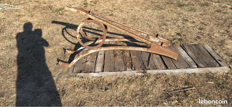 Deux consoles pour marquise extérieur (image 10)
