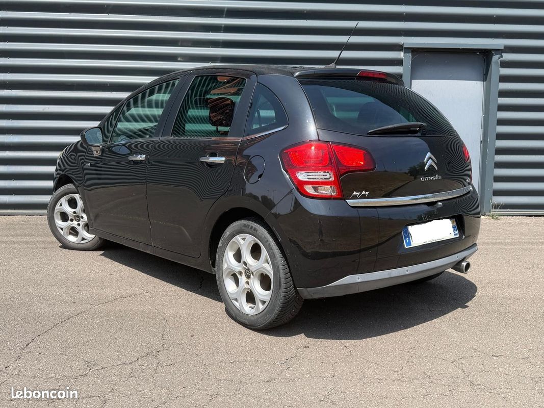 CITROËN C3 II (A51) 1.4 HDi 70 Exclusive Airdream (image 3)