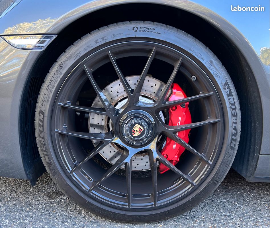 Porsche 911 991.2 Carrera 4 gts 3.0 450cv - 123000km - Immat FR✅ (image 3)