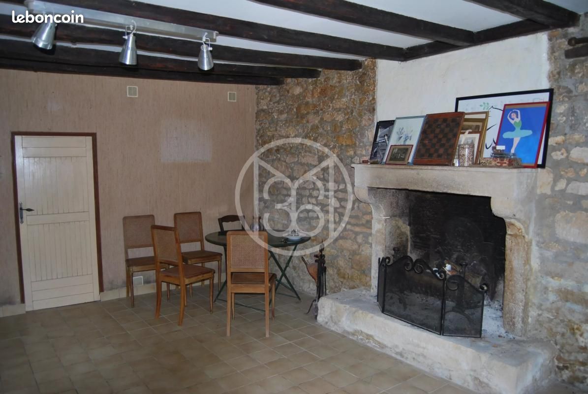 Appartement 4 pièces 82 m² - Journet 86290 (image principale 3)