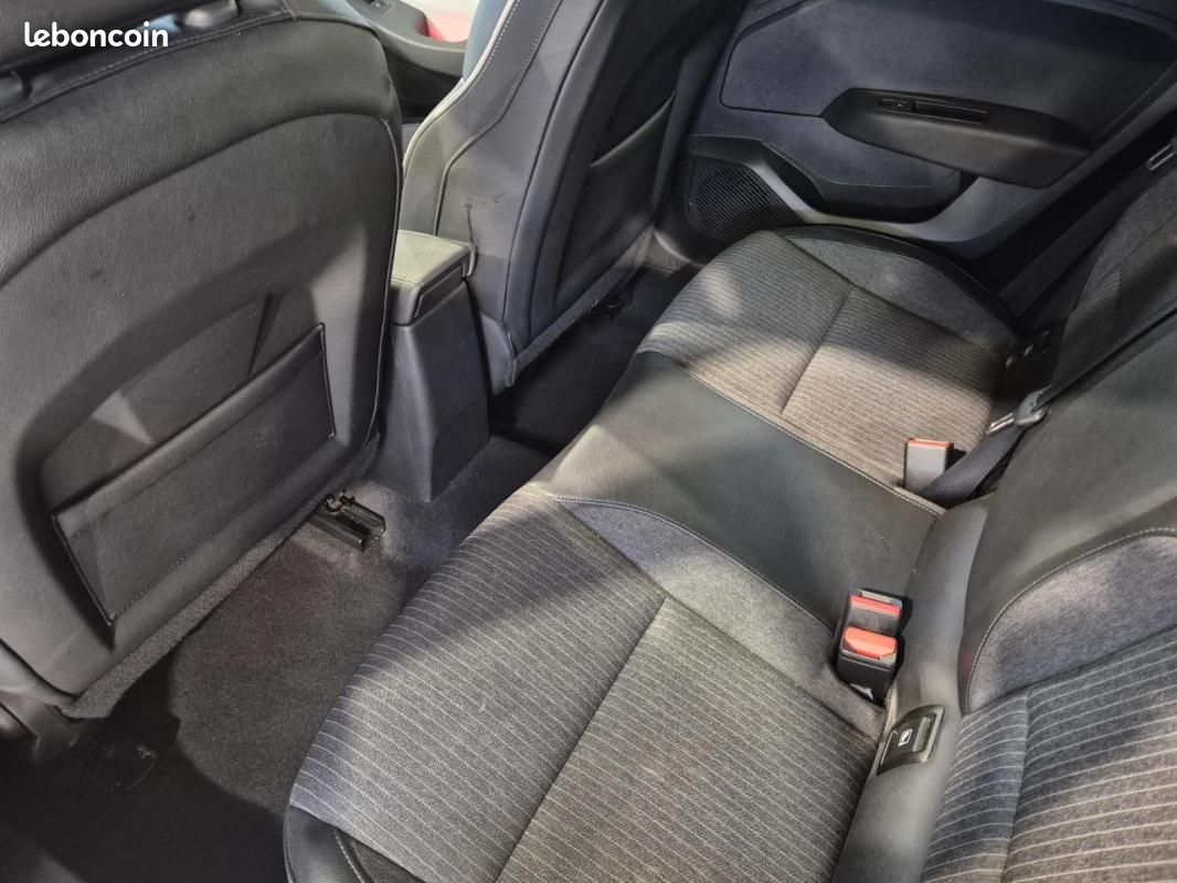 Renault Clio V TCe 90 - 21N Intens (image 18)