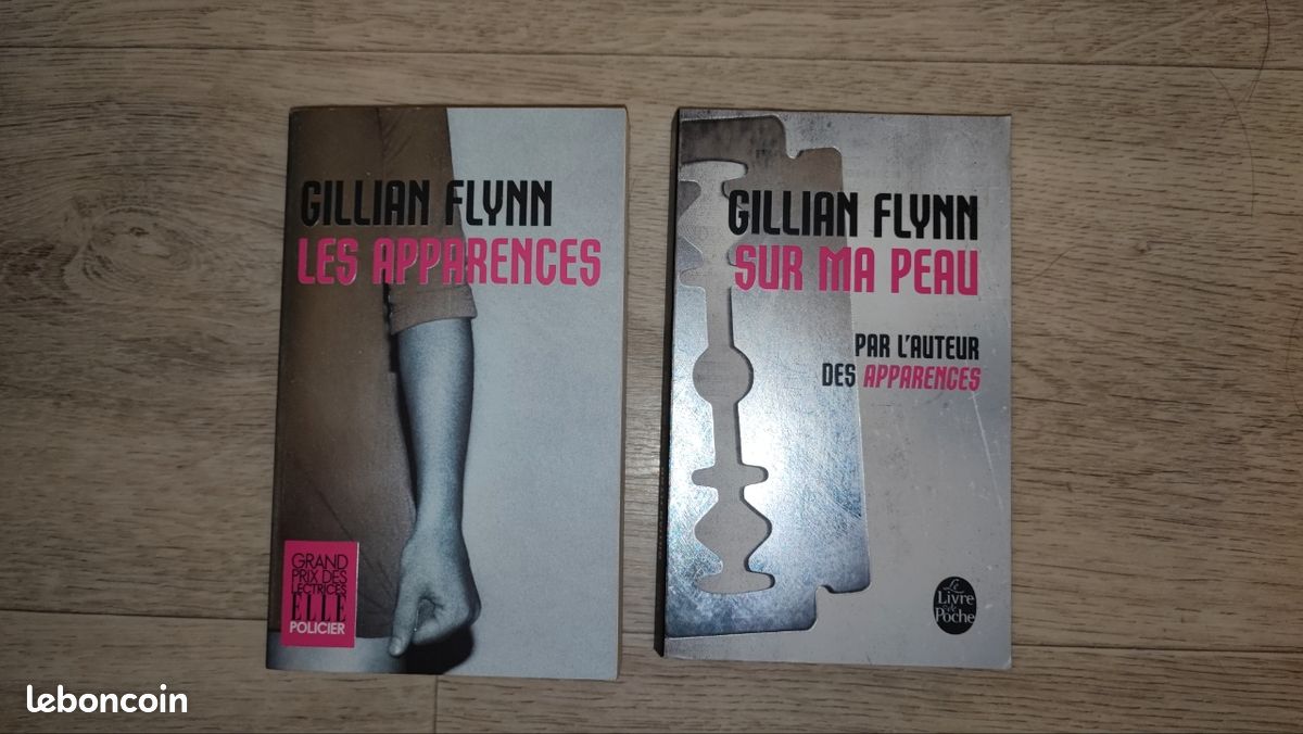 Lot de livres Gillian Flynn - Les apparences & Sur Ma Peau (image 1)