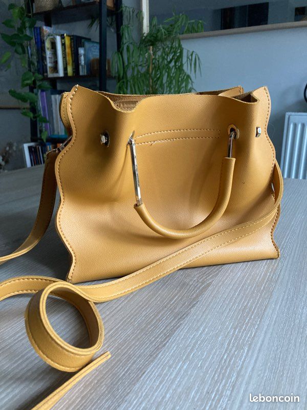 Sac à main Texto couleur jaune moutarde Accessoires Bagagerie