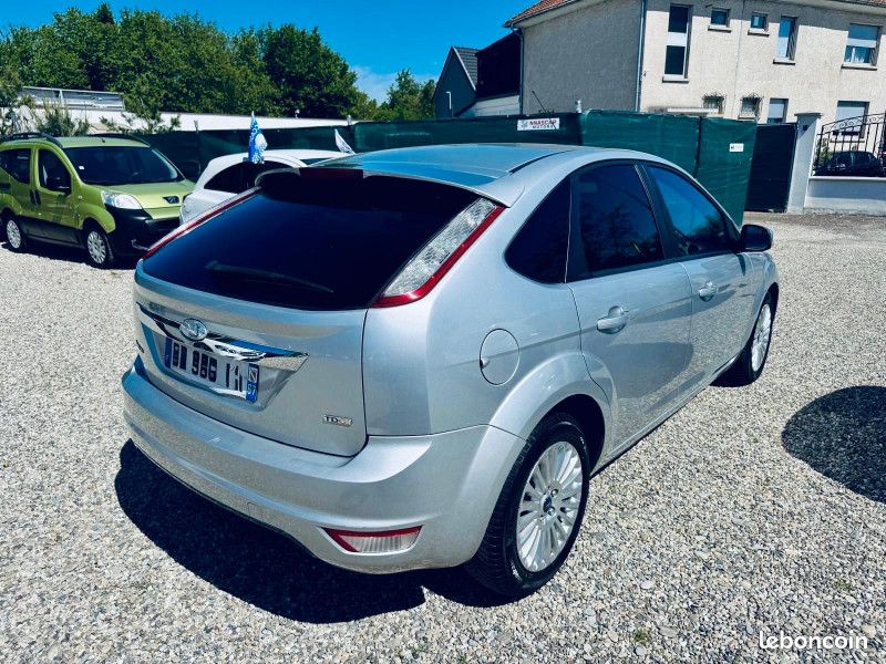 Ford FOCUS 1.8 TDCI 115CH TREND 5P - FINANCEMENT POSSIBLE (image 2)
