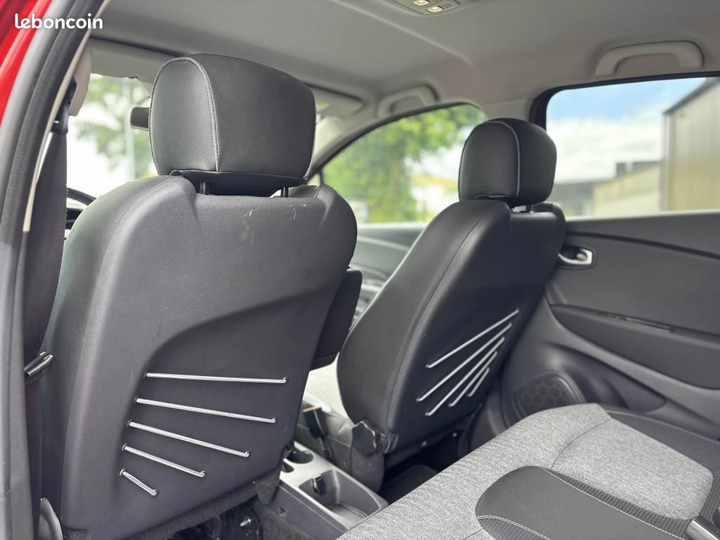 RENAULT CAPTUR 1.5 Energy dCi - 90 Intens PHASE 2 (image 23)