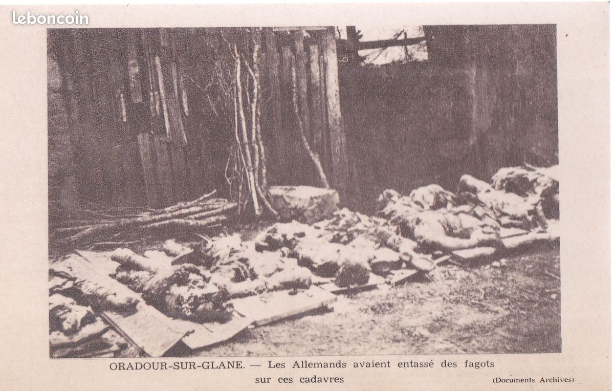 Cpa - oradour / glane - le massacre (image 1)