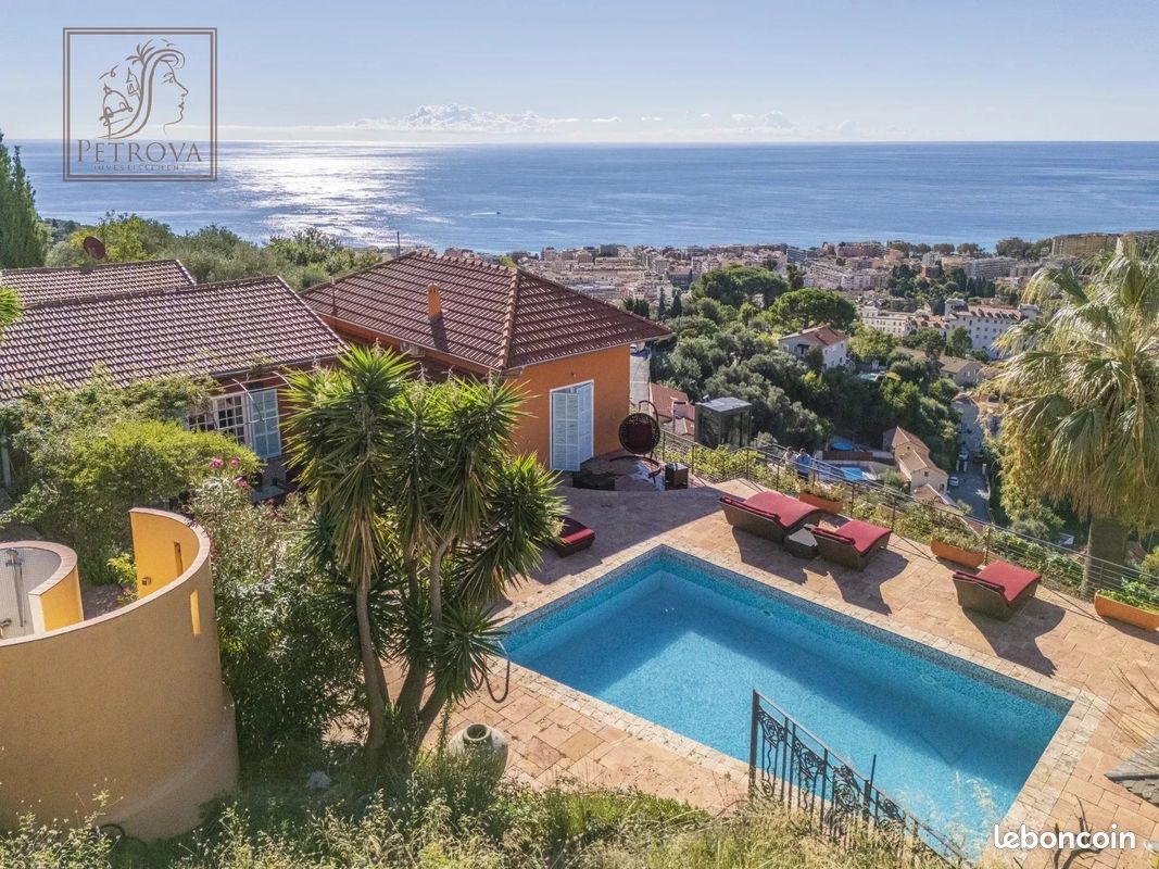 Maison 7 pièces 335 m² · à Menton · 335 m² · 2 500 000 €