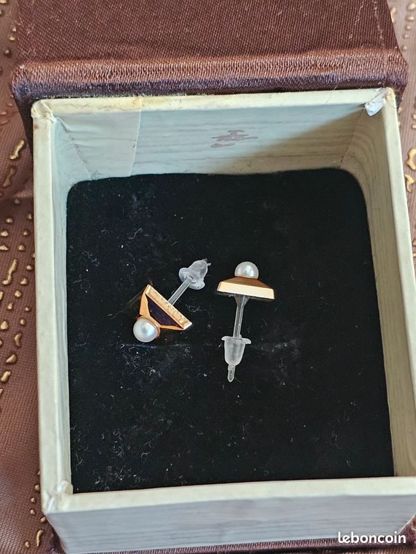 Lot De 2 Paires De Boucles D'Oreilles Fantaisie Perles - Doré - Clous - Alliage Métal - Neuf Avec étiquettes