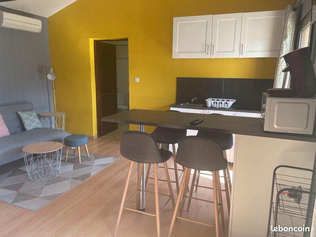 Appartement 1 pièce 45 m² · à Pont-Saint-Esprit · 45 m² · 550 €/mois