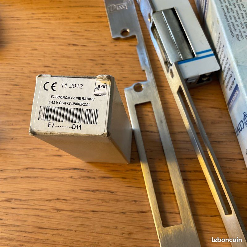 Gache électrique Réversible Contact Stationnaire 24V Serrure En Applique Anti Panique Beugnot P 89519041