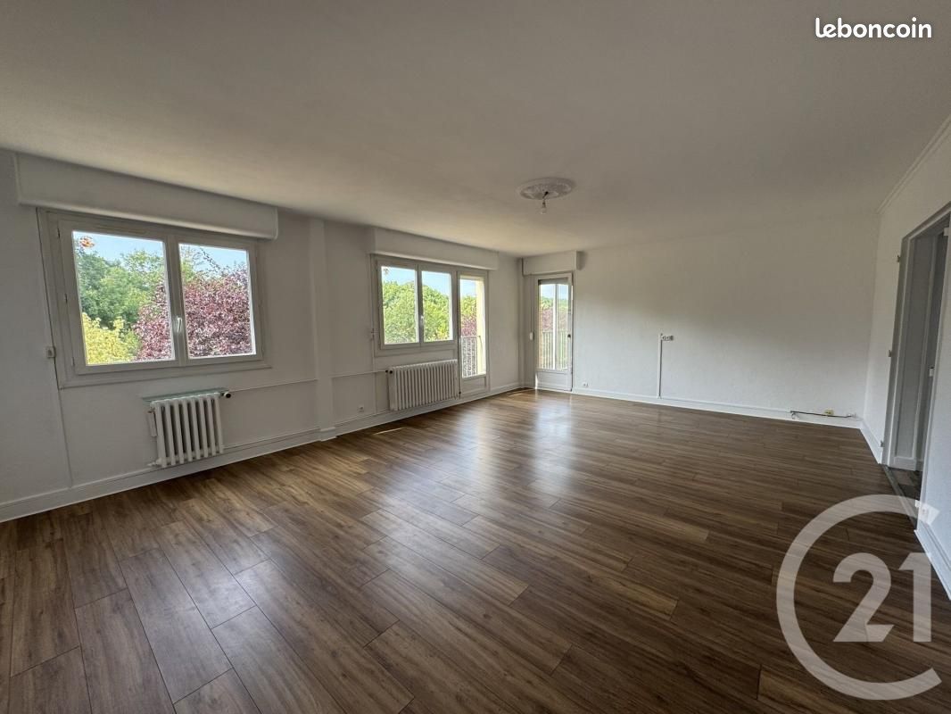 Appartement 3 pièces 79 m² · à Le Mans · 79 m² · 800 €