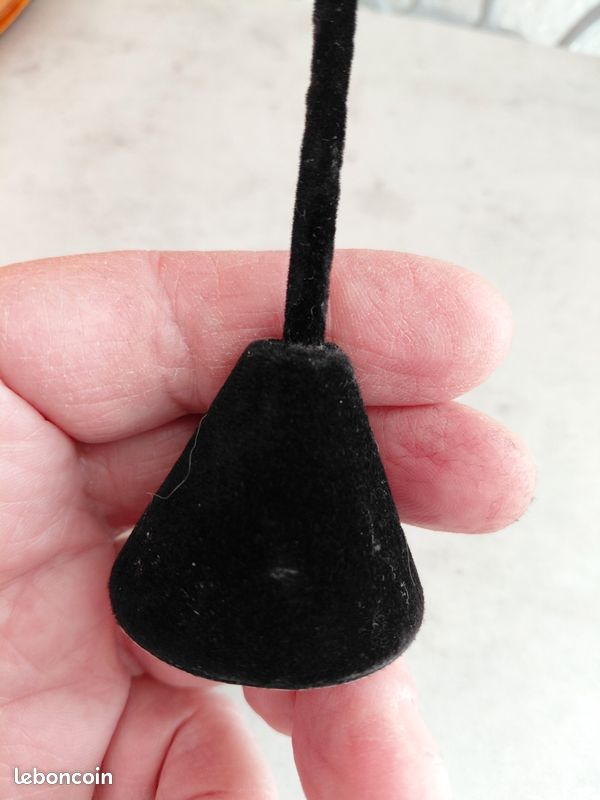 Porte boucles d oreilles (image 3)