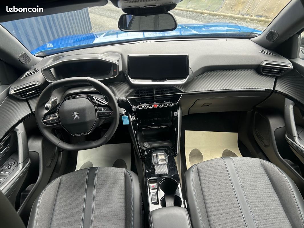 Peugeot 2008 (2) BLUEHDI 130 EAT8 ALLURE PACK (image 14)